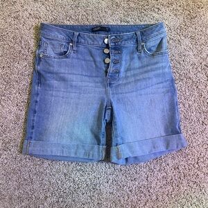 Vera Wang women’s denim shorts